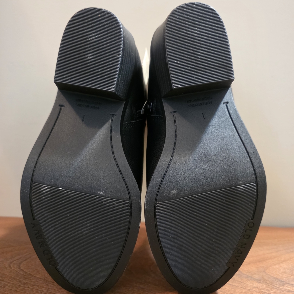 Black Ankle Boots Toddler 1year - Picture 3 of 4